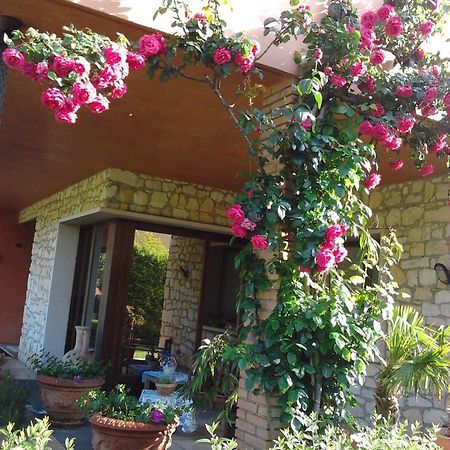 La Dolce Vita Montecchia di Crosara ภายนอก รูปภาพ