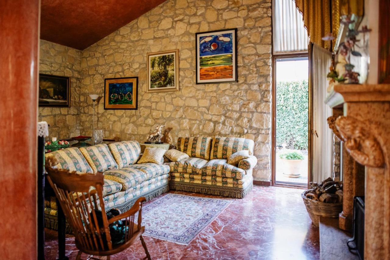 La Dolce Vita Montecchia di Crosara ภายนอก รูปภาพ